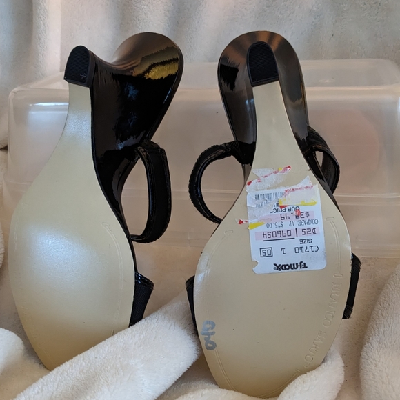 Franco Sarto slip-on shoes - Picture 3 of 4